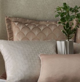 Audinys Delano Rosedust