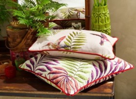 Audinys Manila Cranberry