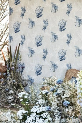 Tapetai Halfmoon Stillness