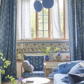 Audinys Indigo Circles